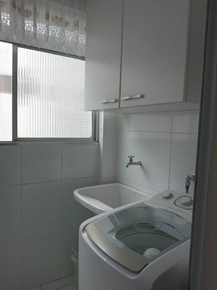 Apartamento completo na calçada da praia Leilighet Guarujá Eksteriør bilde