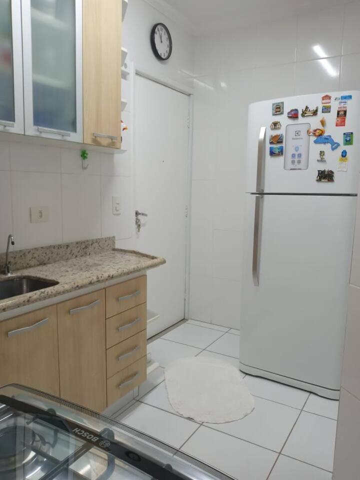 Apartamento completo na calçada da praia Leilighet Guarujá Eksteriør bilde